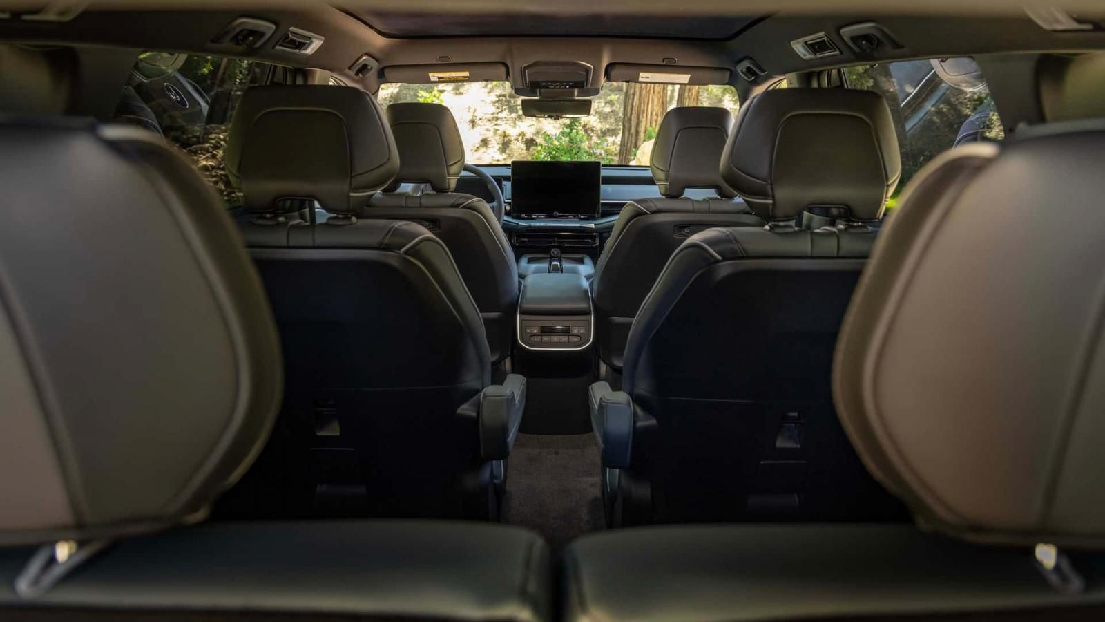 Αυτό είναι το νέο Subaru Getaway με 3 σειρές καθισμάτων και 426 άλογα